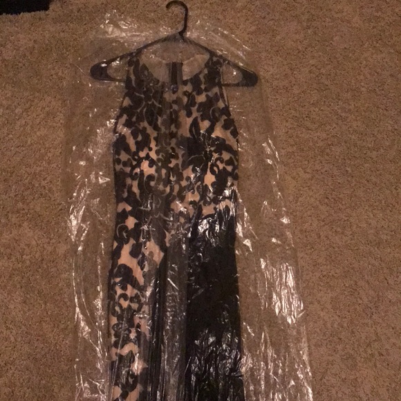 NWT floral sequin gown - Picture 3 of 7